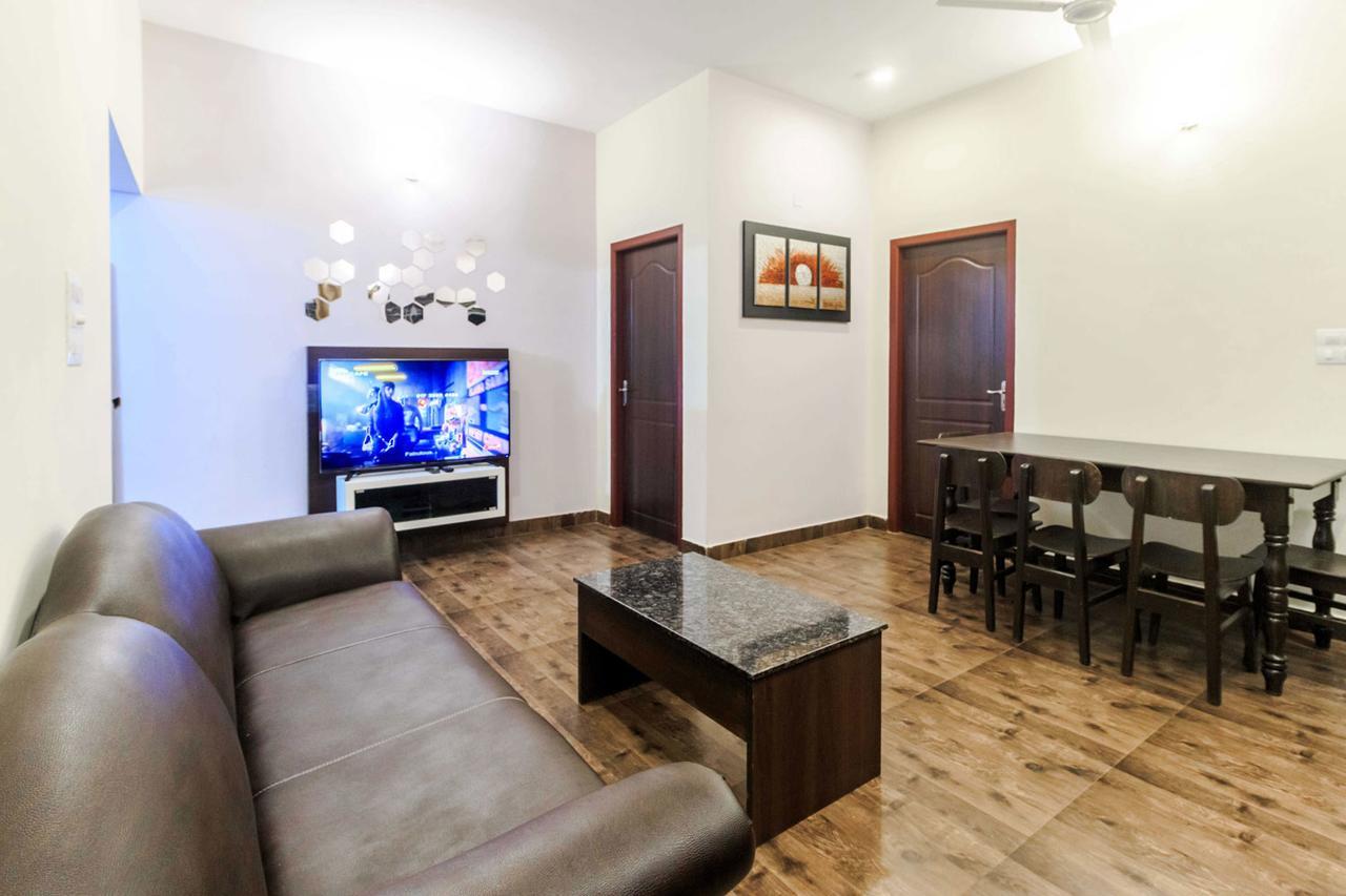 Karkera Comforts Hotel Madikeri Luaran gambar